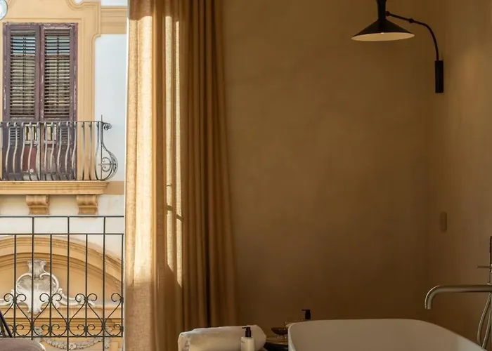 Palazzo Balsamo Boutique Hotel